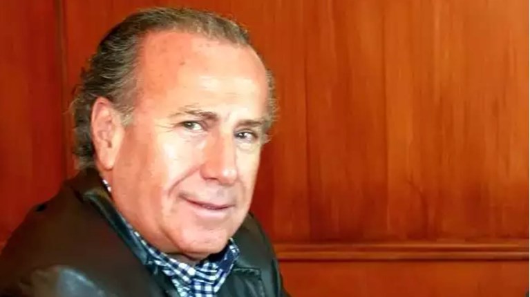 Ο ΑΡΧΙΤΕΚΤΟΝΑΣ ΠΟΥ Η ΙΔΕΑ ΤΟΥ ΔΙΧΑΖΕΙ ΤΟ ΝΑΥΠΛΙΟ Ο ΑΡΧΙΤΕΚΤΟΝΑΣ ΠΟΥ Η ΙΔΕΑ ΤΟΥ ΔΙΧΑΖΕΙ ΤΟ ΝΑΥΠΛΙΟ