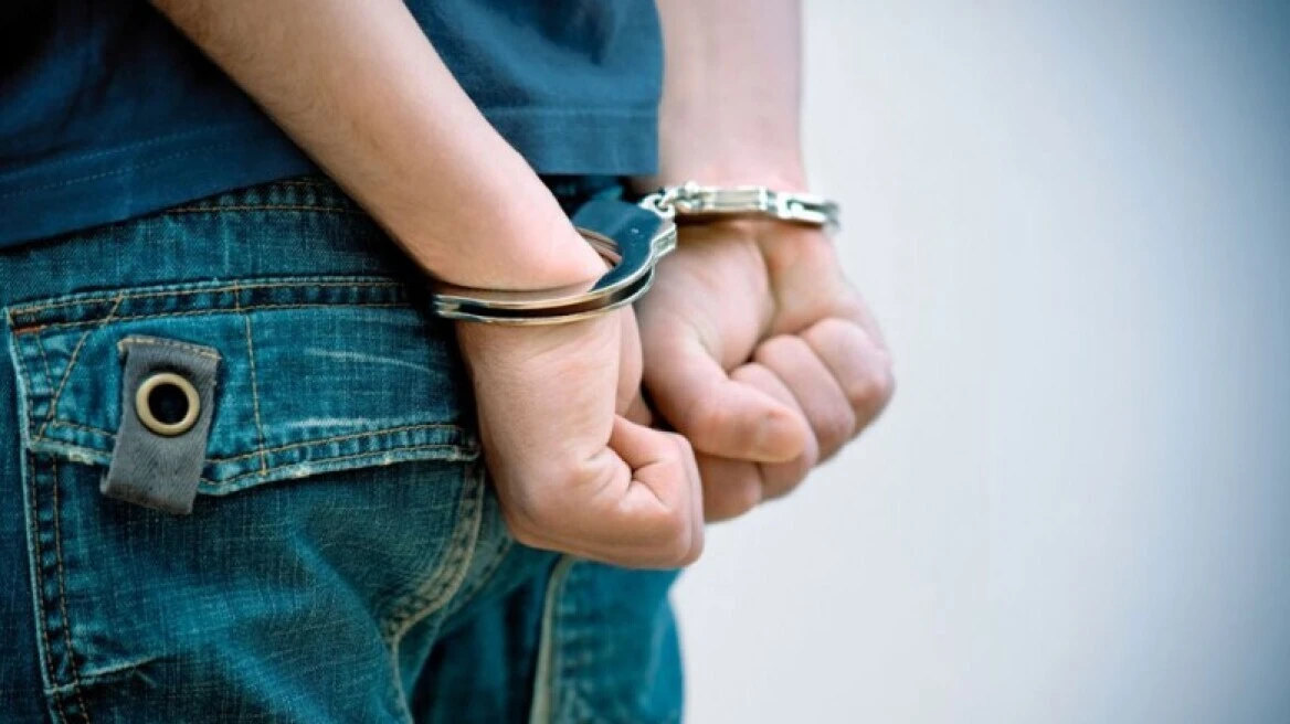 ΓΙΑΤΙ ΣΥΝΕΛΑΒΑΝ ΤΟΝ 28χρονο στην ΑΡΓΟΛΙΔΑ ΓΙΑΤΙ ΣΥΝΕΛΑΒΑΝ ΤΟΝ 28χρονο στην ΑΡΓΟΛΙΔΑ