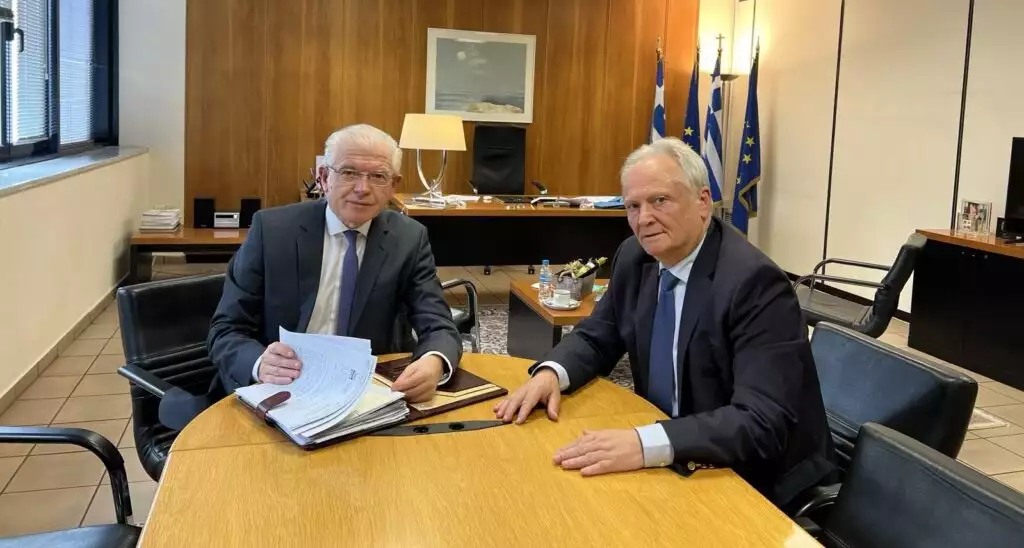 Άμεση κινητοποίηση για αποζημιώσεις αγροτών στην Αργολίδα μετά τη χαλαζόπτωση Άμεση κινητοποίηση για αποζημιώσεις αγροτών στην Αργολίδα μετά τη χαλαζόπτωση