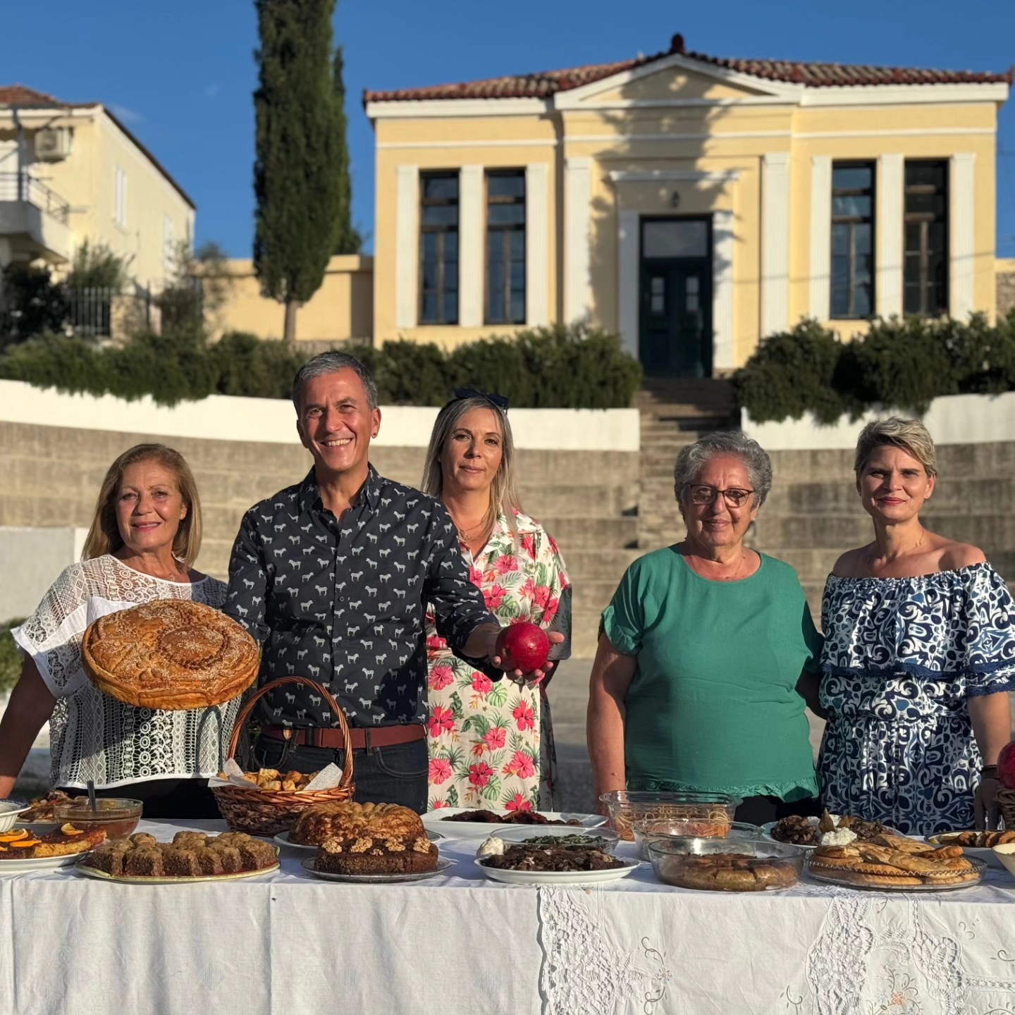 Κυριακή στο Χωριό Ξανά» – Αφιέρωμα στη Νέα Επίδαυρο (Αύριο 09/02, ΕΡΤ3) Κυριακή στο Χωριό Ξανά» – Αφιέρωμα στη Νέα Επίδαυρο (Αύριο 09/02, ΕΡΤ3)