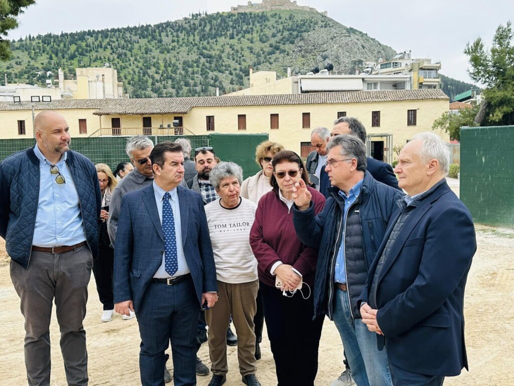 Επιθεώρηση έργων και προτάσεις για την ανάδειξη της πολιτιστικής κληρονομιάς της περιοχής του Άργους από τη Λίνα Μενδώνη