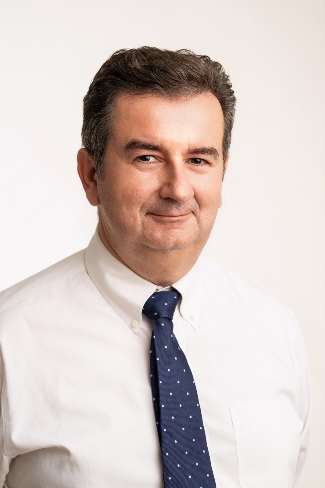 ANABAΘΜΙΖΕΙ  ΤΟ  ΛΙΜΑΝΙ  ΤΗΣ  Ν.  ΚΙΟΥ  Ο  ΜΑΛΤΕΖΟΣ