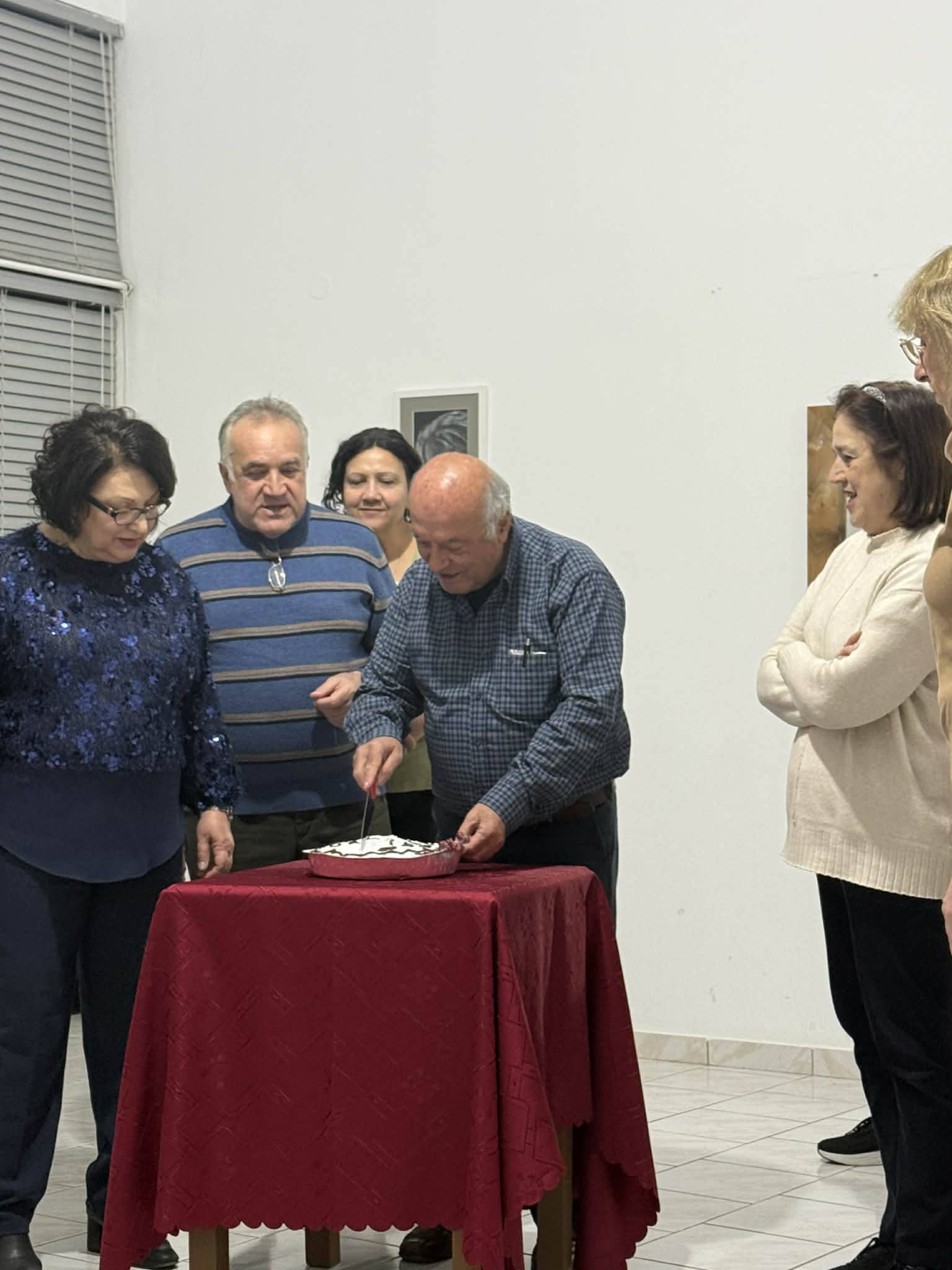 ΟΙ  ΠΟΝΤΙΟΙ ΤΗΣ ΑΡΓΟΛΙΔΑΣ  ΕΚΟΨΑΝ  ΤΗΝ ΠΙΤΑ  ΤΟΥΣ