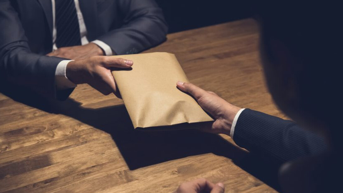 Δήμοι και ΟΠΕΚΕΠΕ: Όψεις της ίδιας κρατικής παθογένειας ?