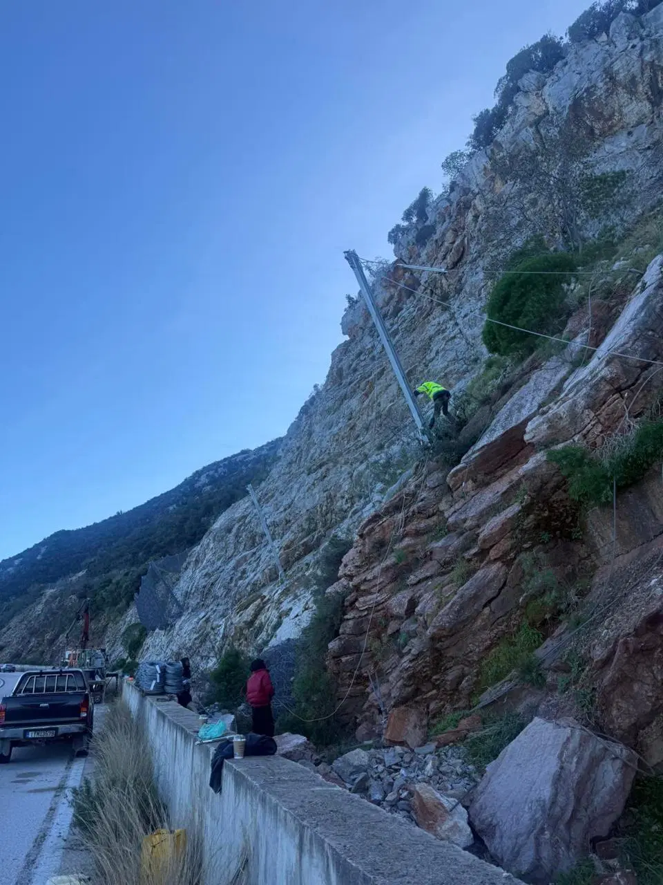 Ολοκληρώθηκαν τα έργα ανάσχεσης καταπτώσεων στην Επαρχιακή Οδό Επιδαύρου