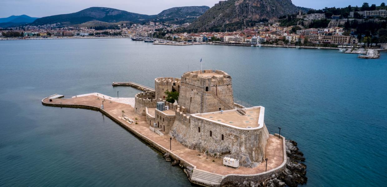 ΝΑΥΠΛΙΟ – ΟΠΟΙΟΣ  ΜΠΟΡΕΙ  ΝΑ  ΒΟΗΘΗΣΕΙ