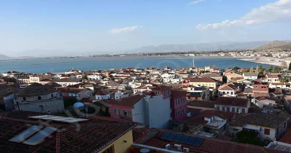 ΝΑΥΠΛΙΟ  ΚΑΙ  ΠΟΛΙΤΙΣΤΙΚΟΣ  ΠΟΛΥΧΩΡΟΣ