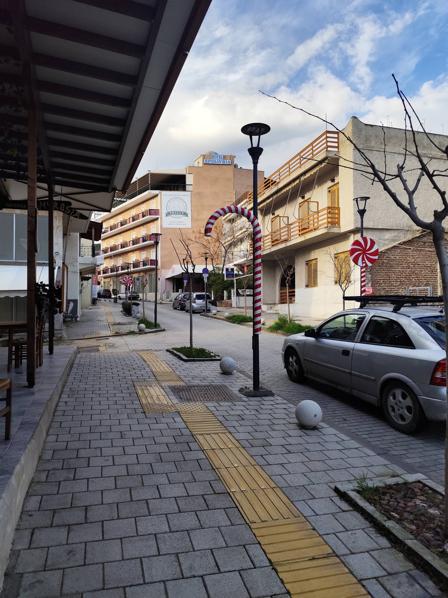 ΠΡΟΣΟΧΗ !  ΠΑΓΚΟΣΜΙΑ  ΑΝΑΣΤΑΤΩΣΗ  ΣΤΟ  ΤΟΛΟ