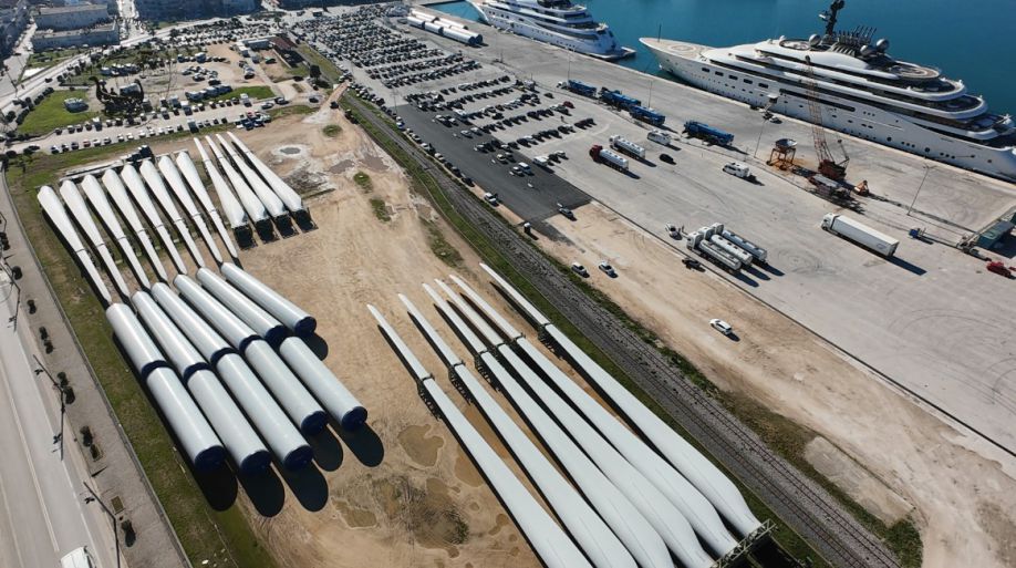 ΠΟΤΕ  ΘΑ  ΦΥΓΟΥΝ ΟΙ  ΑΝΕΜΟΓΕΝΝΗΤΡΙΕΣ  ΑΠΟ ΤΟ  ΝΑΥΠΛΙΟ ???