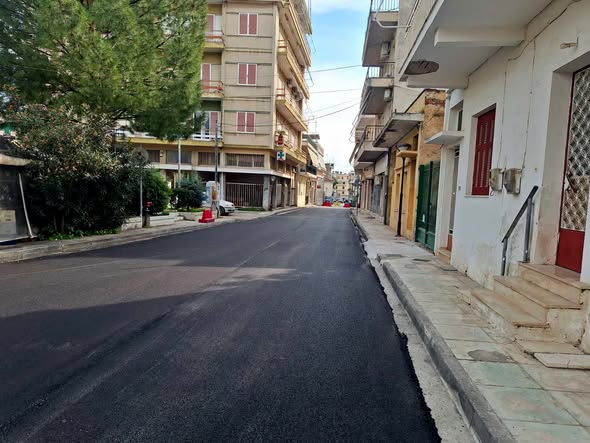 Οι ασφαλτοστρώσεις μέσα στο Άργος συνεχίζονται