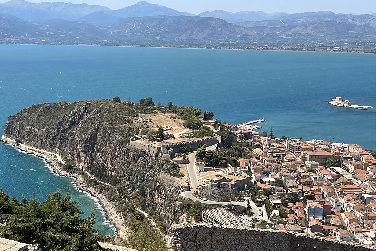 ΝΑΥΠΛΙΟ –  ΜΗΠΩΣ  ΠΡΕΠΕΙ  ΝΑ  ΤΟ  ΨΑΞΟΥΝ  ΟΙ  ΑΡΜΟΔΙΟΙ ?