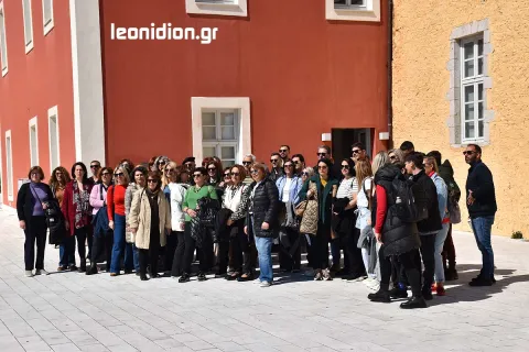 Το  «Χορόσημο» Άργους περιηγήθηκε στη Φάμπρικα (pics)