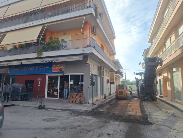 ΑΡΓΟΣ –  ΣΥΝΕΧΙΖΟΝΤΑΙ  ΟΙ  ΑΣΦΑΛΤΟΣΤΡΩΣΕΙΣ