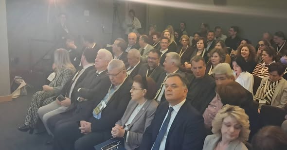 ΑΕΙΚΙΝΗΤΟΣ  Κ ΔΙΕΚΔΙΚΗΤΙΚΟΣ  Ο  ΔΗΜΑΡΧΟΣ  ΕΠΙΔΑΥΡΟΥ