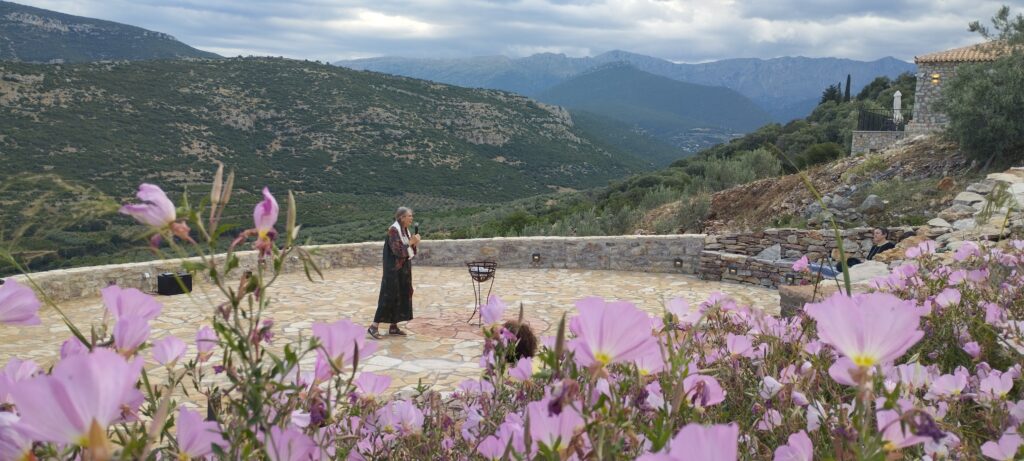Θεατρική παράσταση στη Χούνη