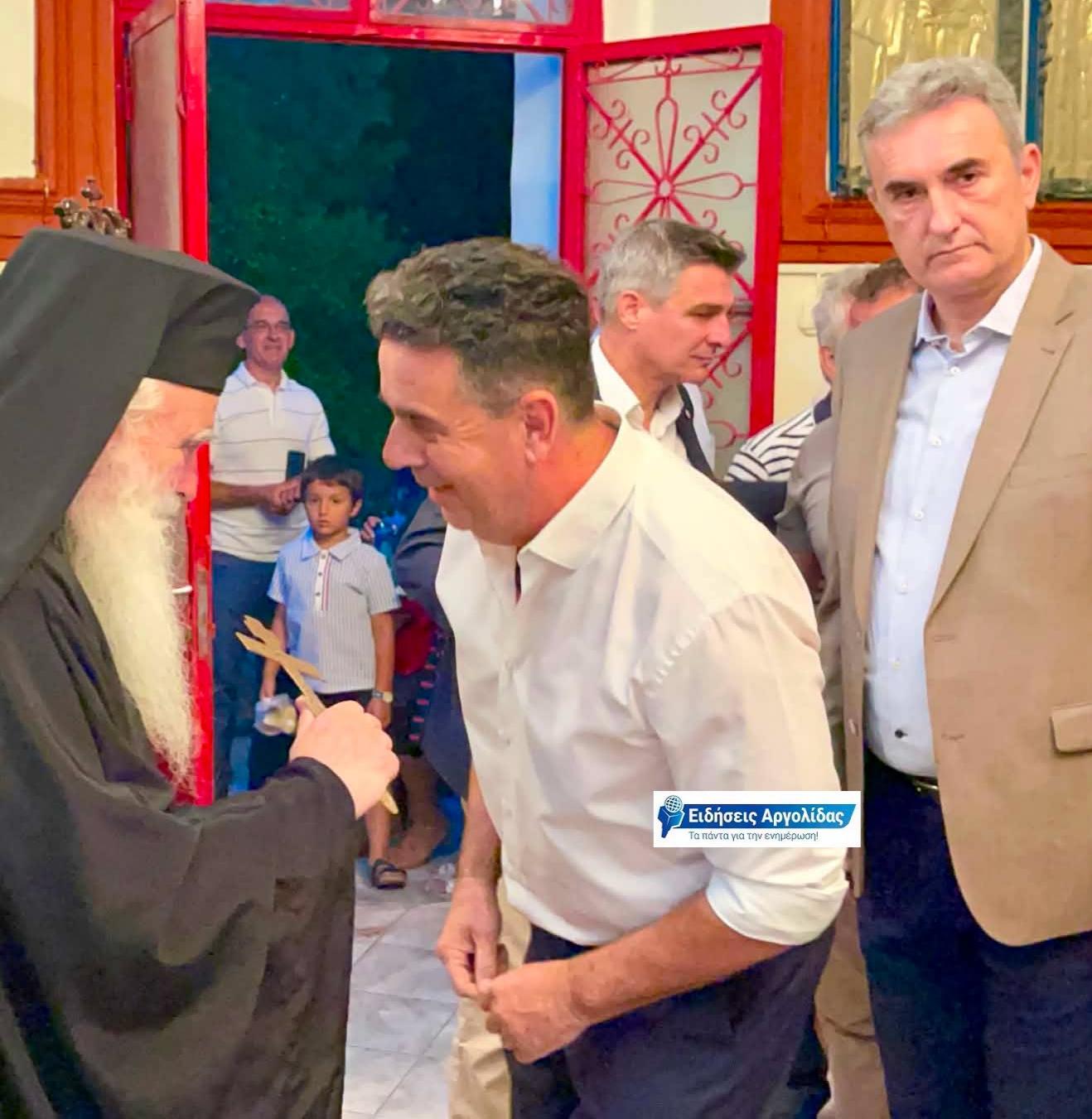 ΑΡΑΧΝΑΙΟ  –  Με κατάνυξη ο Πανηγυρικός Εσπερινός στον Άγιο Παντελεήμονα