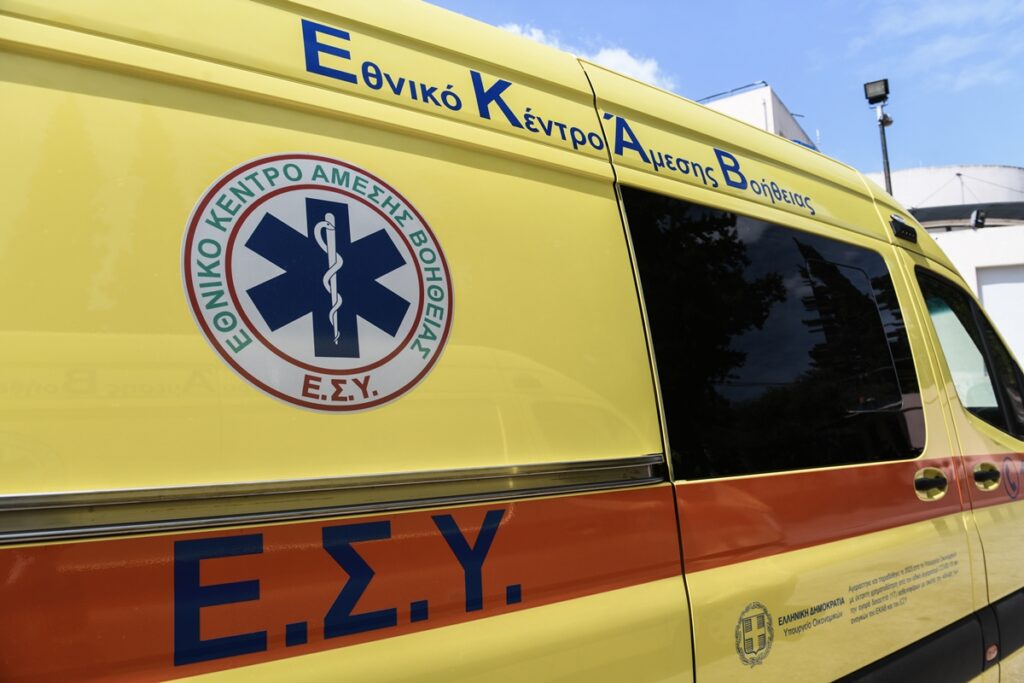 ΑΡΓΟΣ  –   ΣΥΝΑΓΕΡΜΟΣ  για νεκρό  άνδρα σε παρκάκι