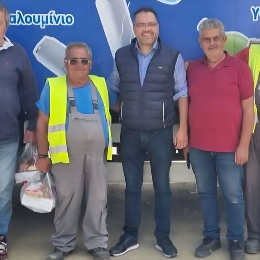 ΑΠΟΧΑΙΡΕΤΟΥΝ  ΤΟΝ  ΓΙΩΡΓΟ ΣΤΑΤΕΡΑ