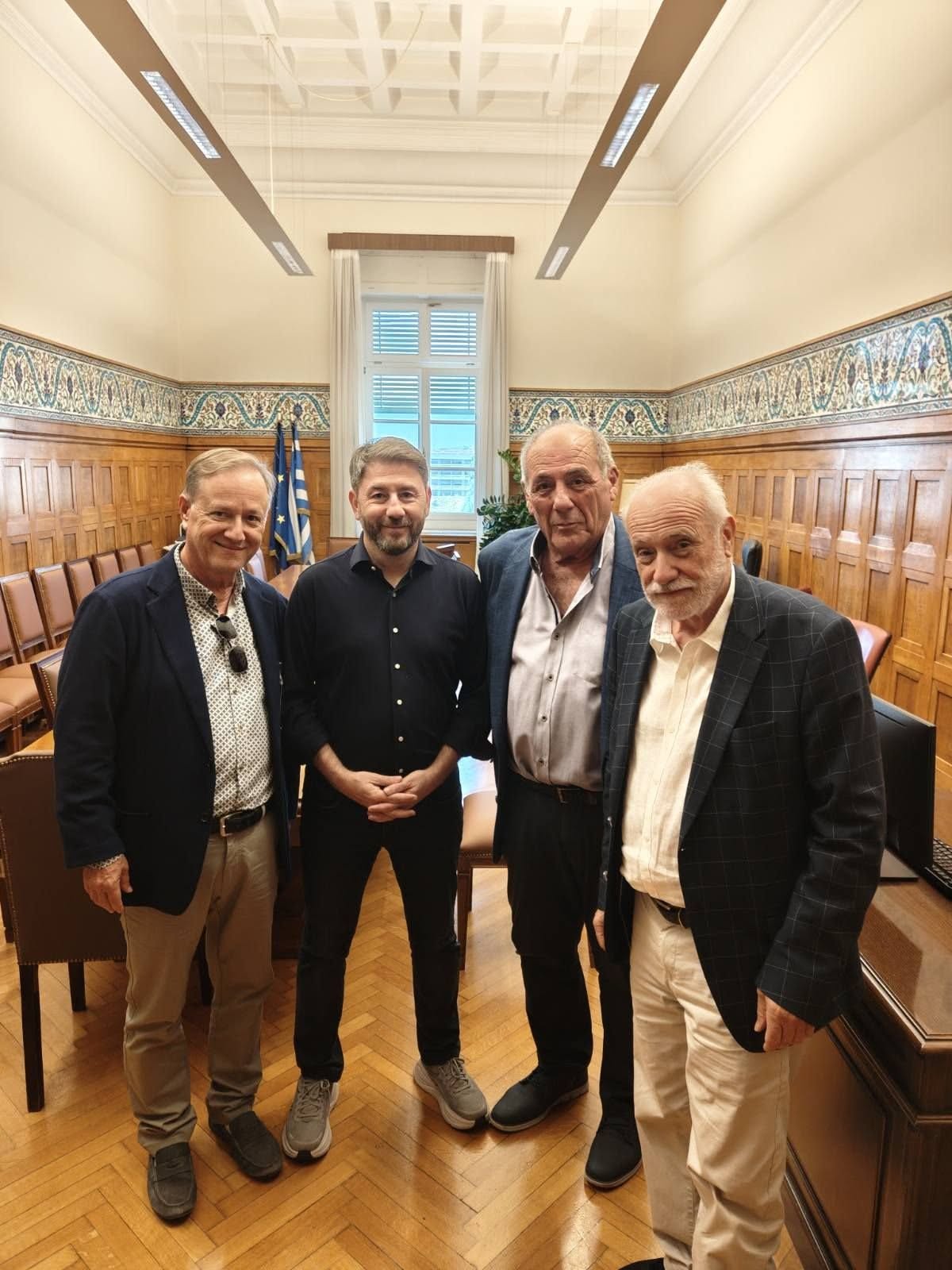 ΑΡΓΟΛΙΔΑ – ΦΩΤΟΓΡΑΦΙΑ  ΠΟΥ  ΑΝΑΒΕΙ  ΦΩΤΙΕΣ…